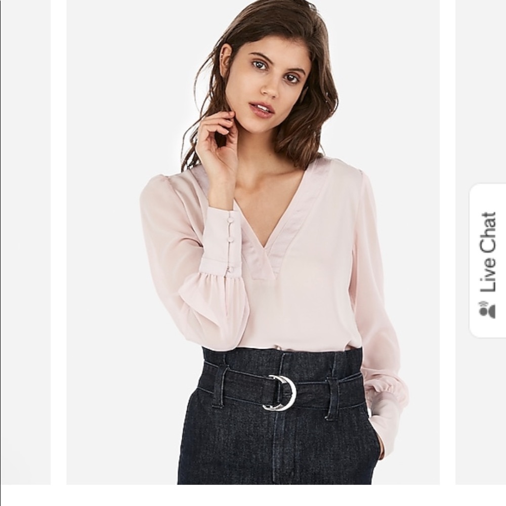 Express mesh sleeve V neck top